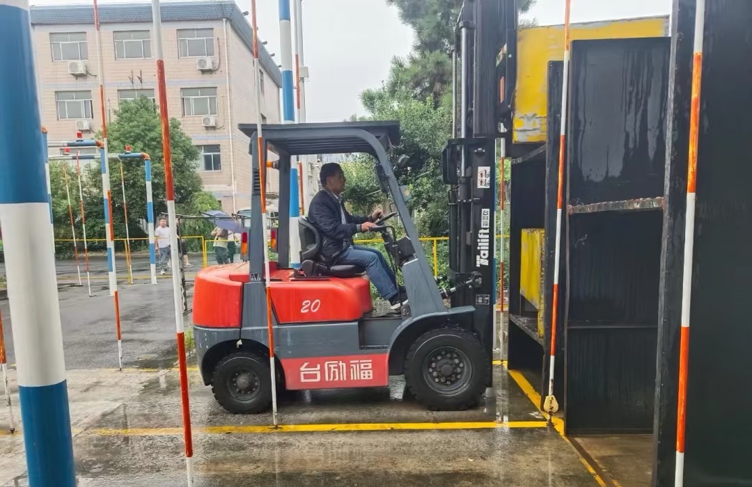 ϲ泵֤ѵѧУ_泵֤ѵѧУ_ϲ泵֤ѵѧУ_ϲ泵֤ѵѧУ_Ϫϲ泵֤ѵѧУ_ϲ泵֤ѵѧУ__ɽϲ泵֤ѵǮ_ºϲ泵֤֤ѵļҺ_ŭϲ泵֤֤ѵﱨ